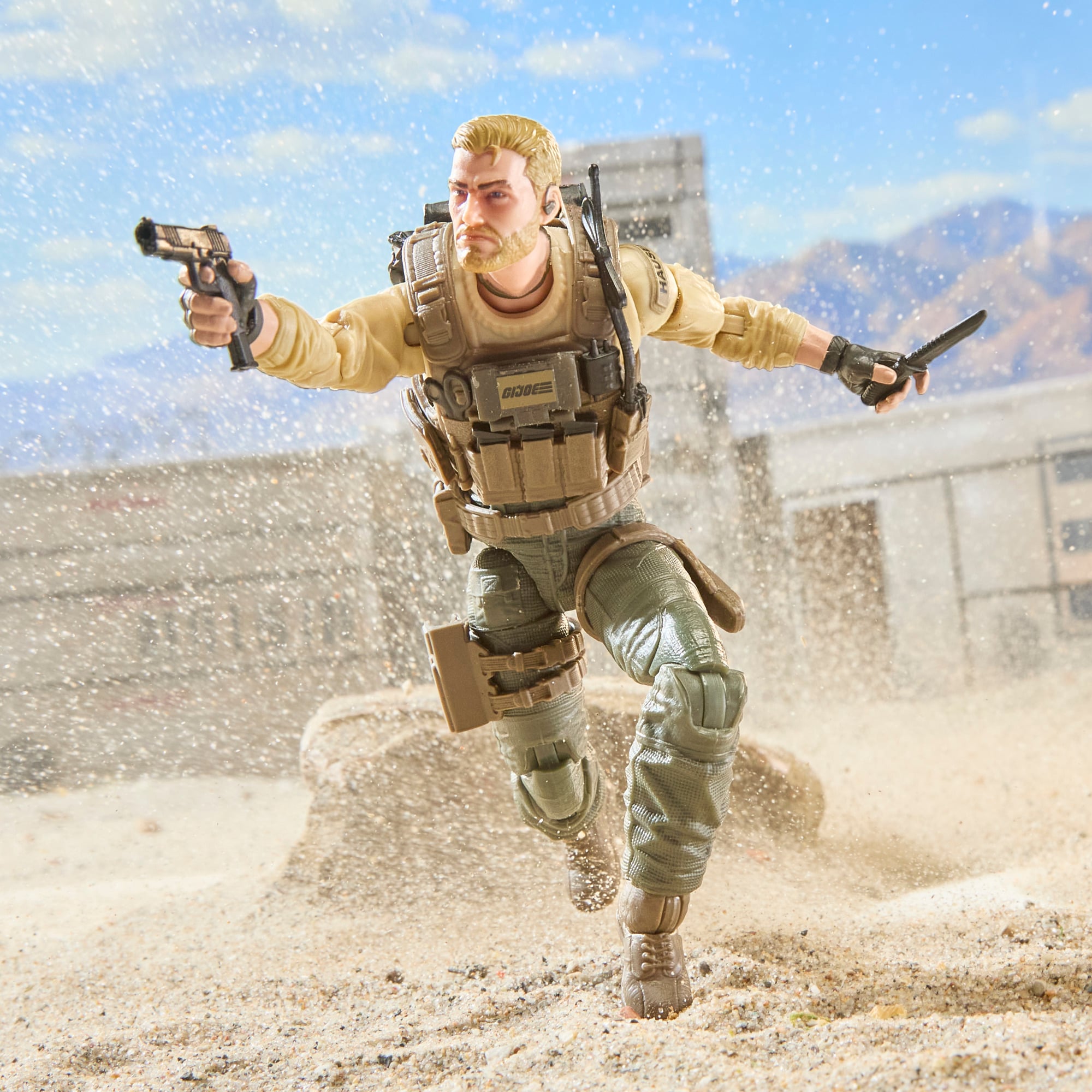 G.I. Joe Classified Series #208 Duke Action Figure Gallery Image 9
