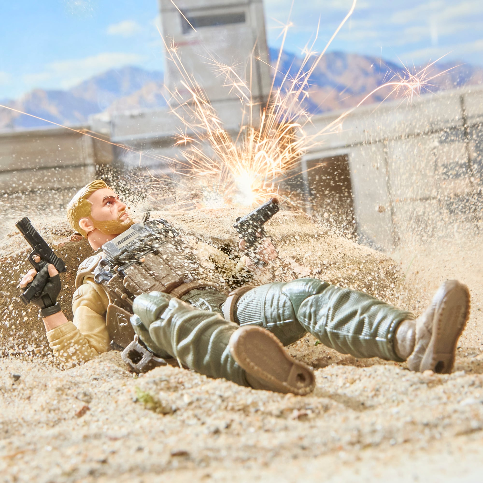 G.I. Joe Classified Series #208 Duke Action Figure Gallery Image 11