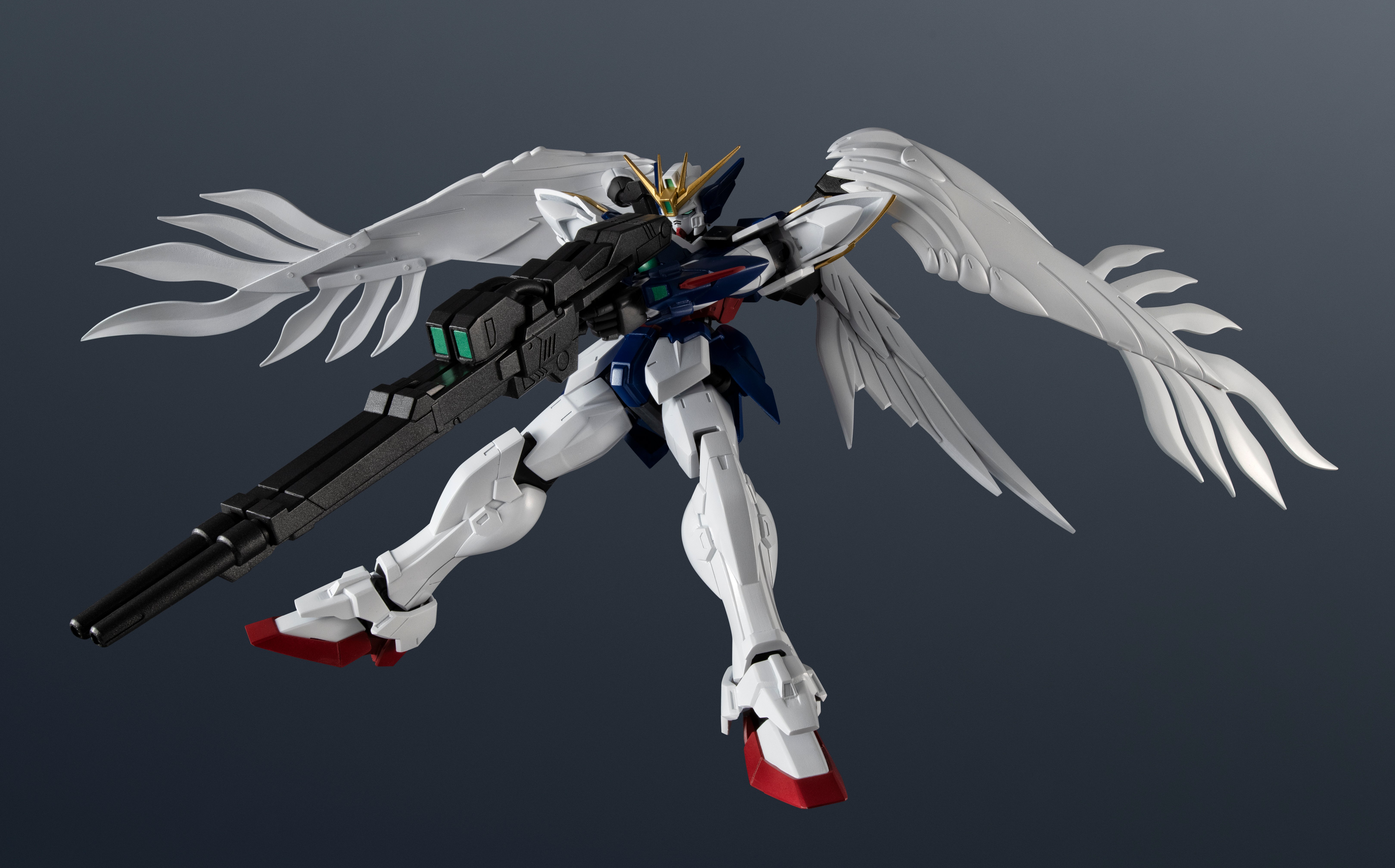 Mobile Suit Gundam Wing: Endless Waltz Gundam Universe XXXG-00W0 Wing Gundam Zero EW (Renewal) Action Figure Gallery Image 6