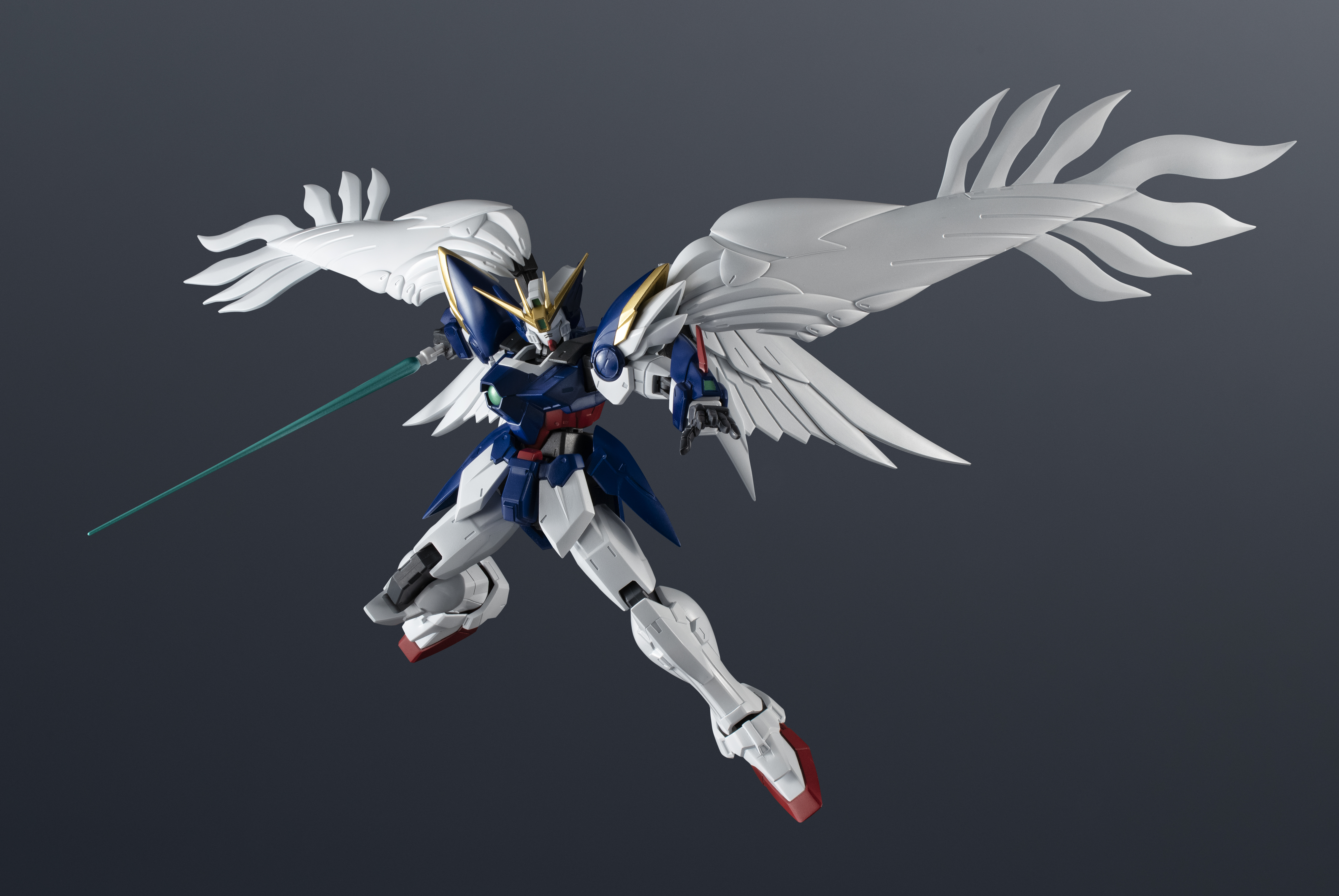 Mobile Suit Gundam Wing: Endless Waltz Gundam Universe XXXG-00W0 Wing Gundam Zero EW (Renewal) Action Figure Gallery Image 7