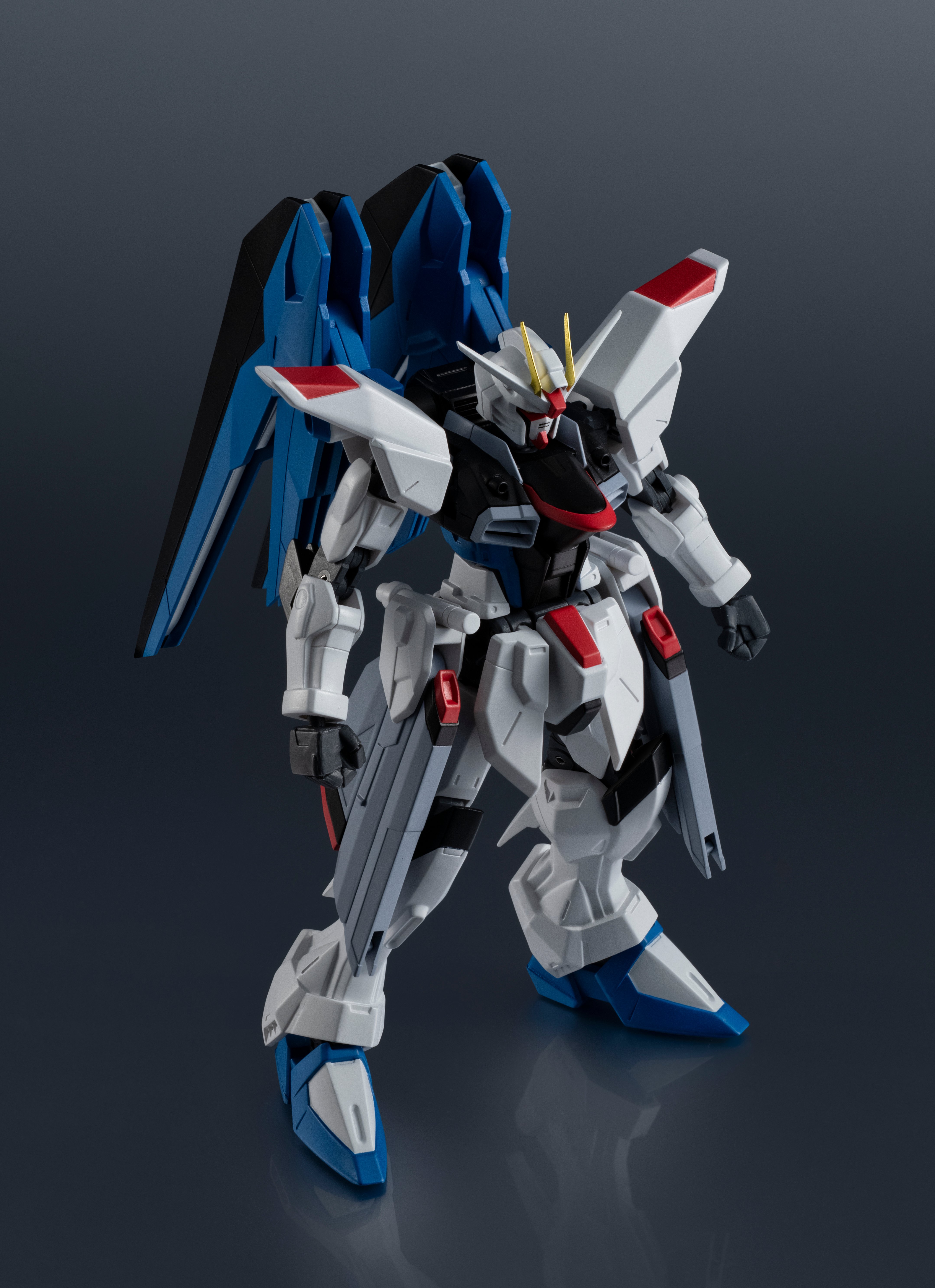 Mobile Suit Gundam SEED Gundam Universe ZGMF-X10A Freedom Gundam (Renewal) Action Figure Gallery Image 4