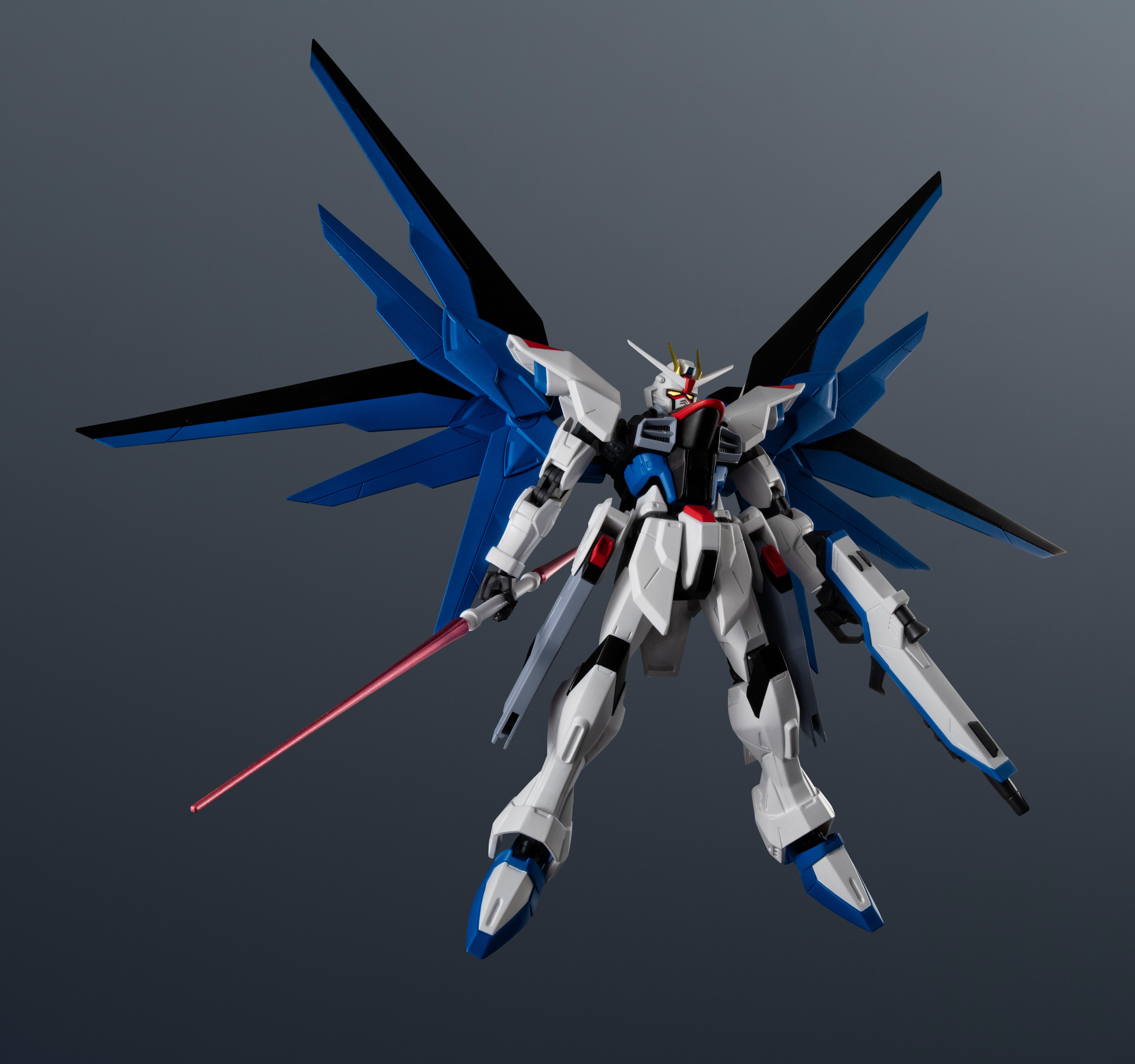 Mobile Suit Gundam SEED Gundam Universe ZGMF-X10A Freedom Gundam (Renewal) Action Figure Gallery Image 7