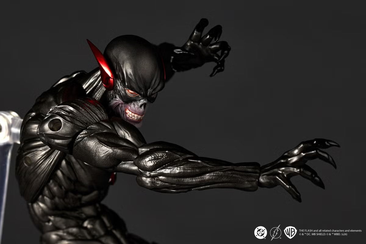 DC Comics Amazing Yamaguchi Revoltech NR136 Black Flash Action Figure Gallery Image 8
