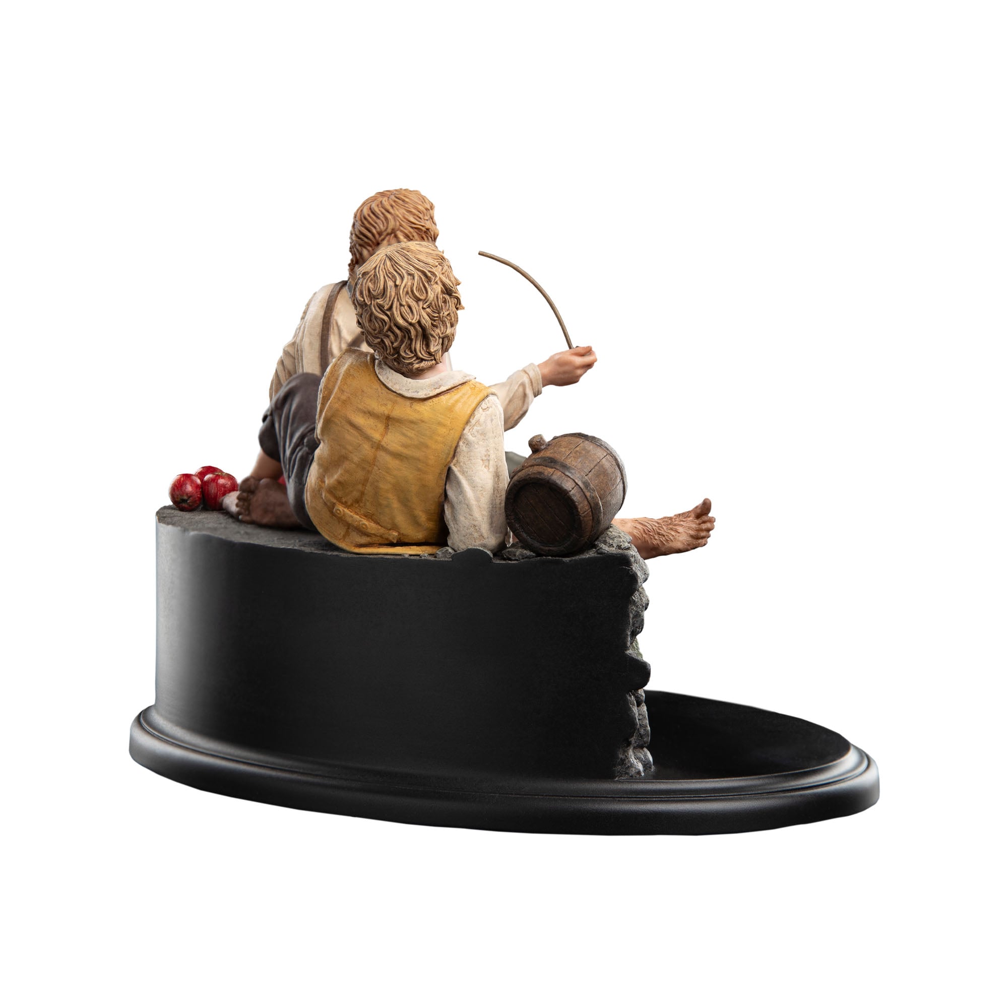 The Lord of the Rings Merry and Pippin Miniature Statue Gallery Image 8