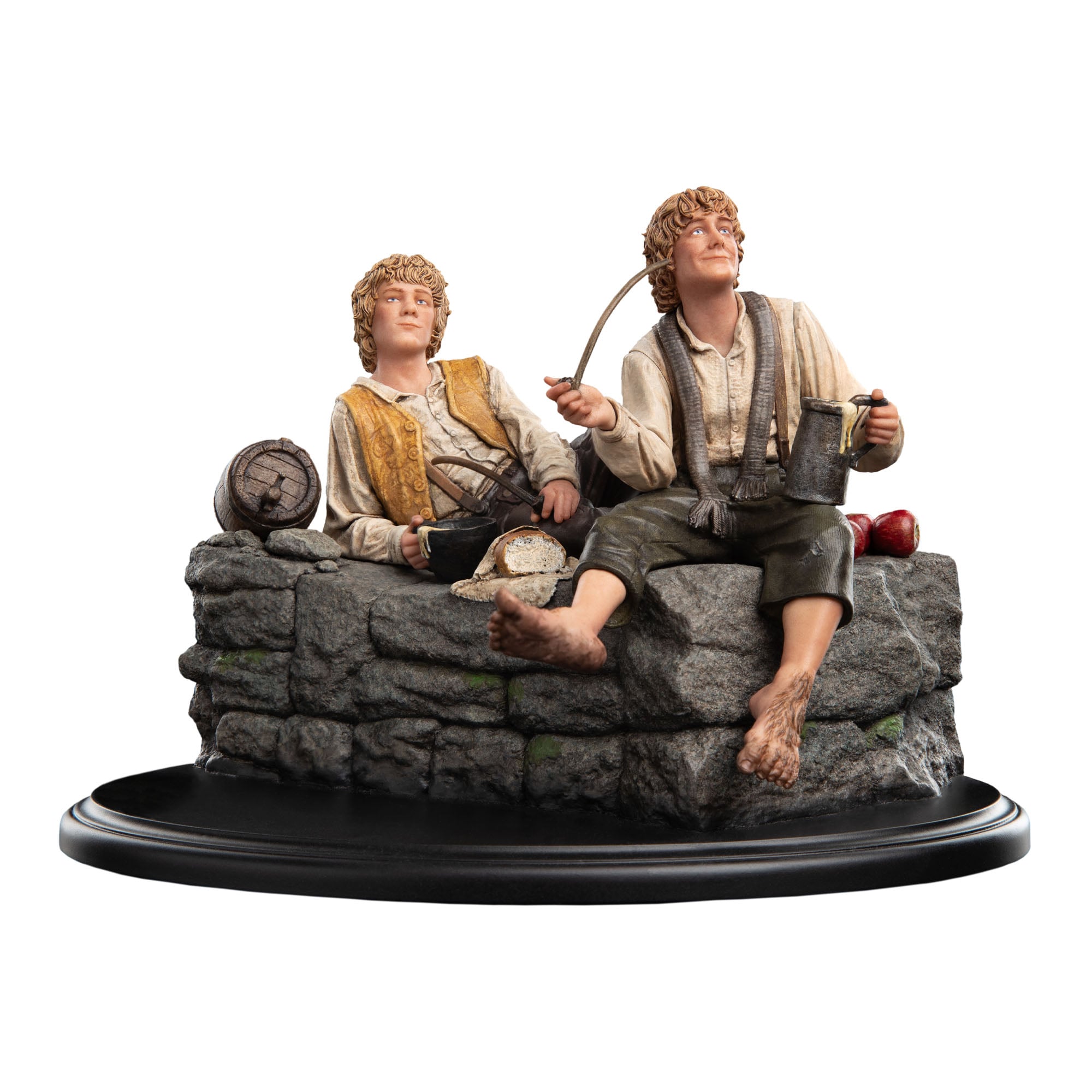 The Lord of the Rings Merry and Pippin Miniature Statue Gallery Image 4