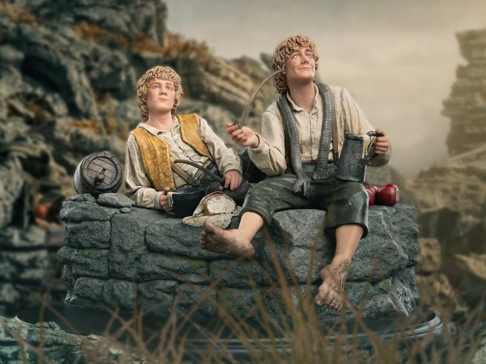 Image of The Lord of the Rings Merry and Pippin Miniature Statue