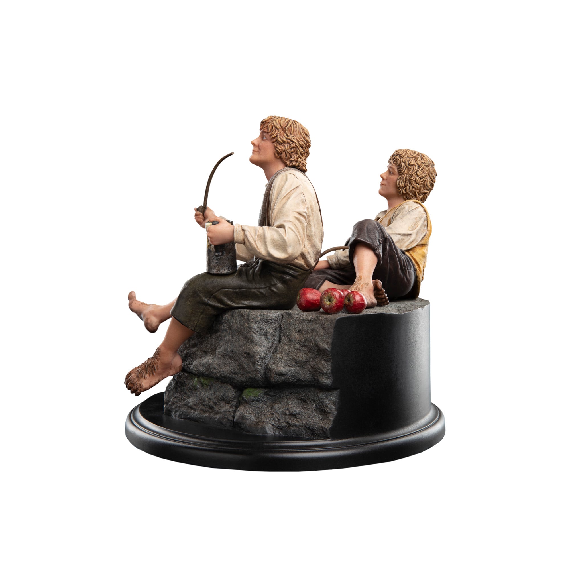 The Lord of the Rings Merry and Pippin Miniature Statue Gallery Image 10