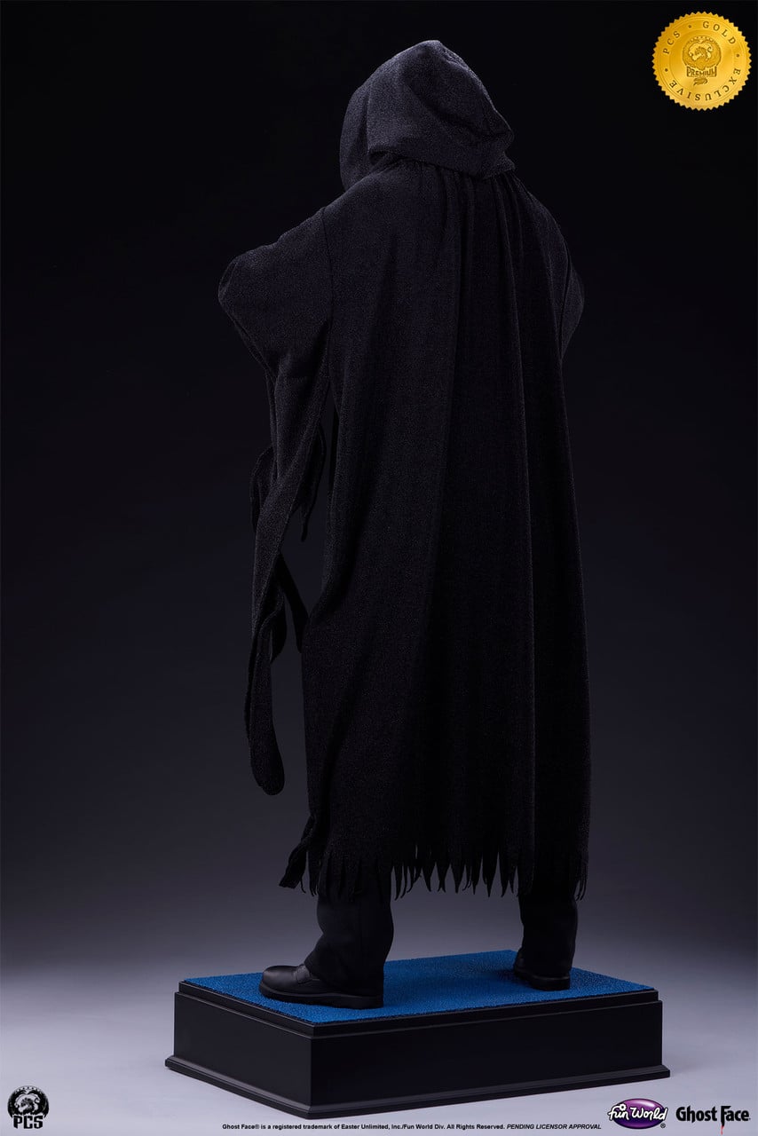 Ghost Face Elite Series Gold EX Edition 1/2 Scale Statue Gallery Image 17