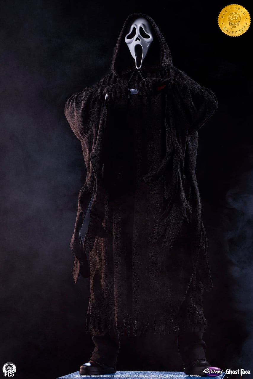 Ghost Face Elite Series Gold EX Edition 1/2 Scale Statue Gallery Image 5