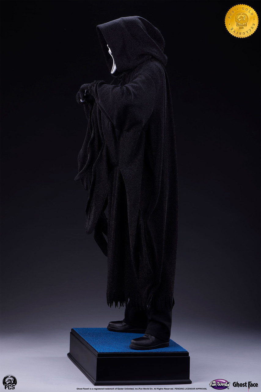 Ghost Face Elite Series Gold EX Edition 1/2 Scale Statue Gallery Image 24