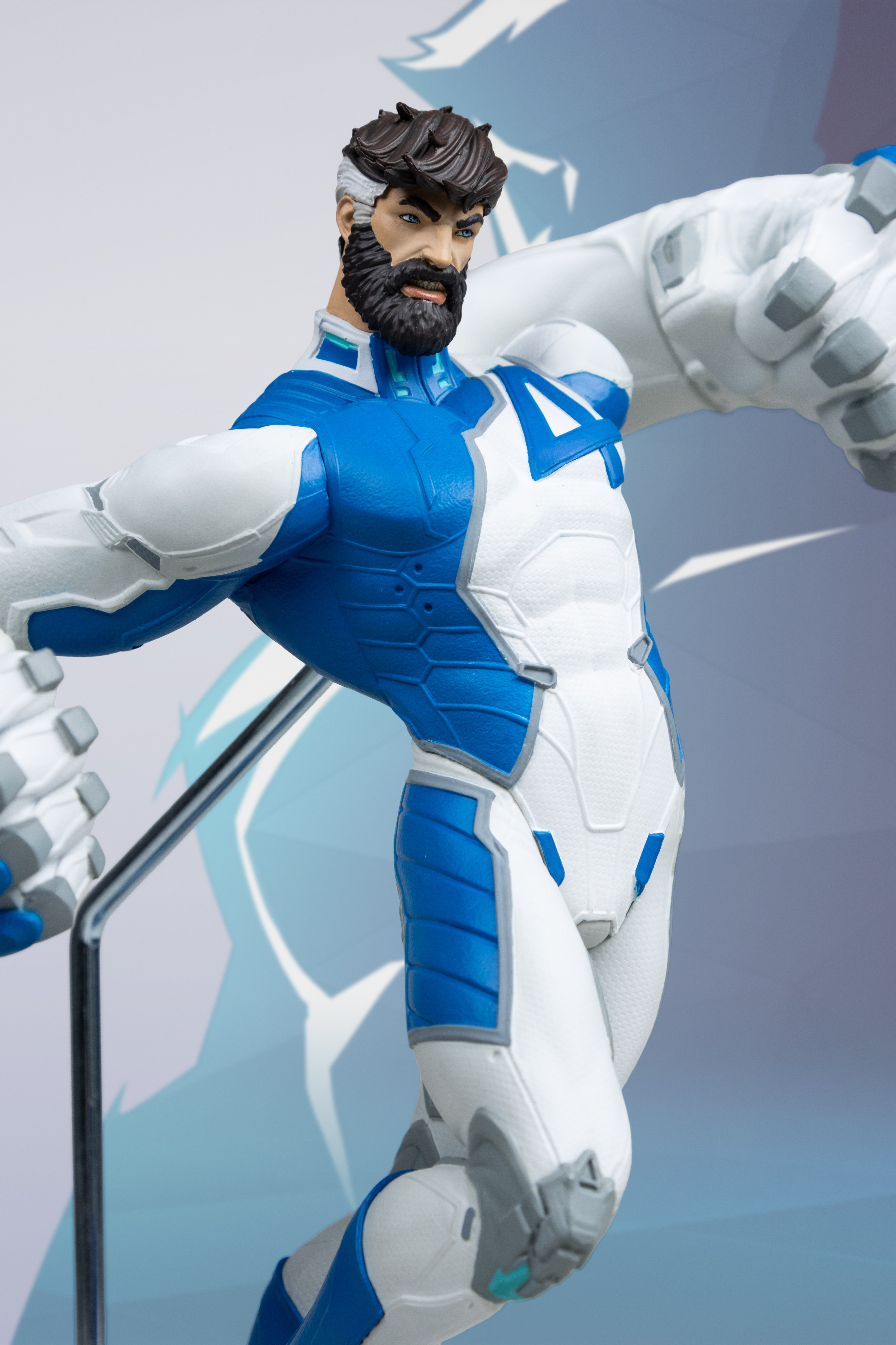 Marvel Rivals Mr. Fantastic 1/6 Scale Figure Gallery Image 6
