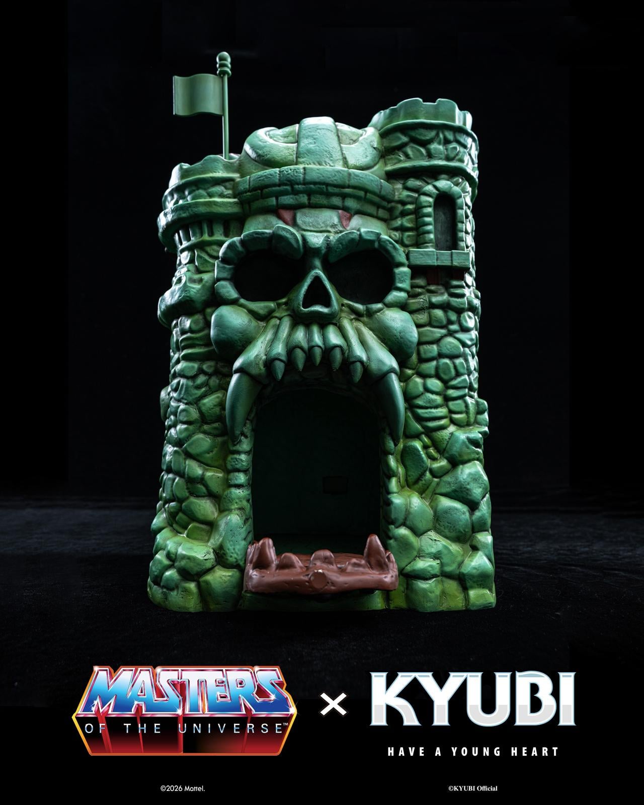 Masters of the Universe Castle Grayskull Collectible Charging Statue Gallery Image 3