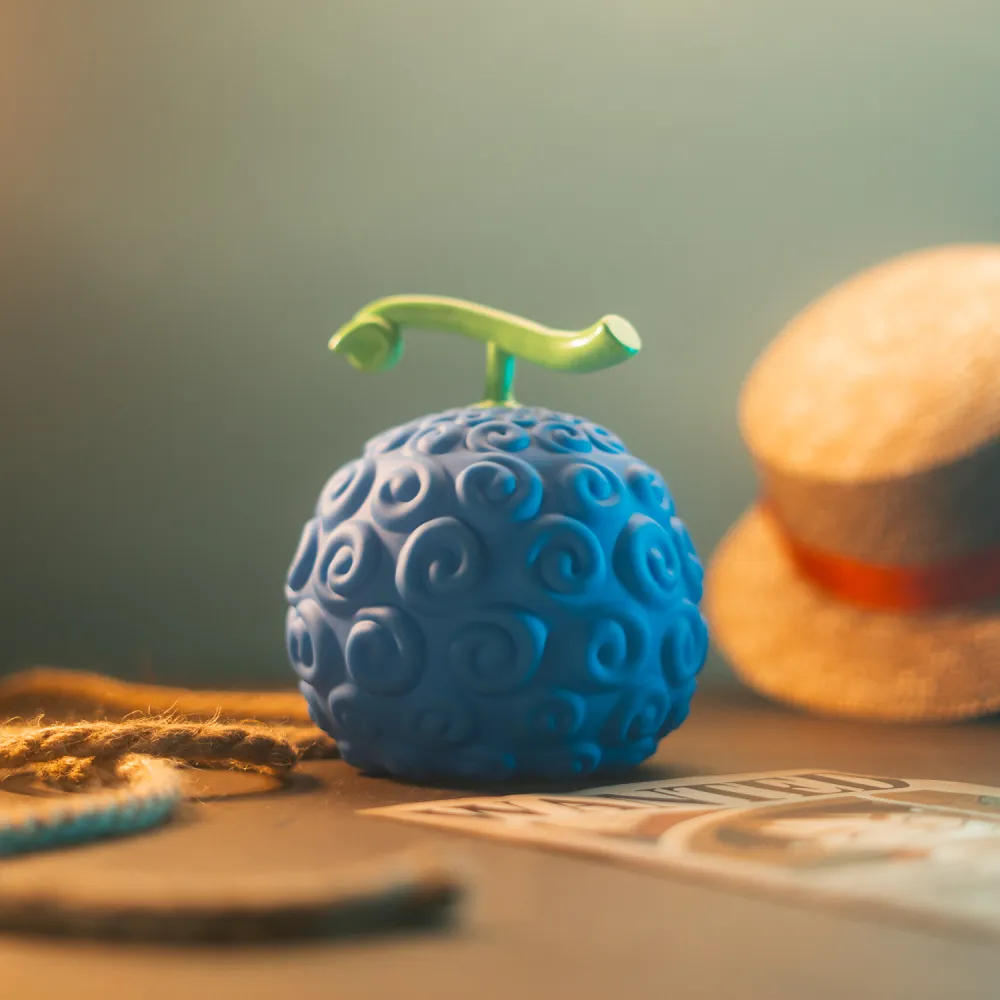 One Piece (Netflix) Gum-Gum Fruit Lamp Gallery Image 4