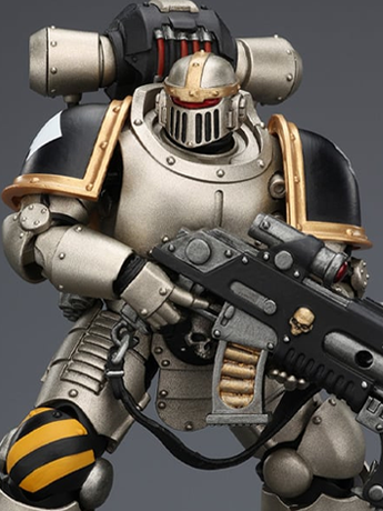 Warhammer: The Horus Heresy Iron Warriors MkII Legionary 3 with Bolter and Bolt Pistol 1/18 Scale Action Figure Gallery Image 2