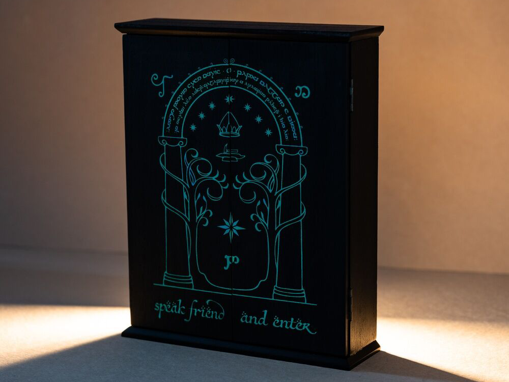 The Lord of the Rings Moria Gate Key Holder Gallery Image 1