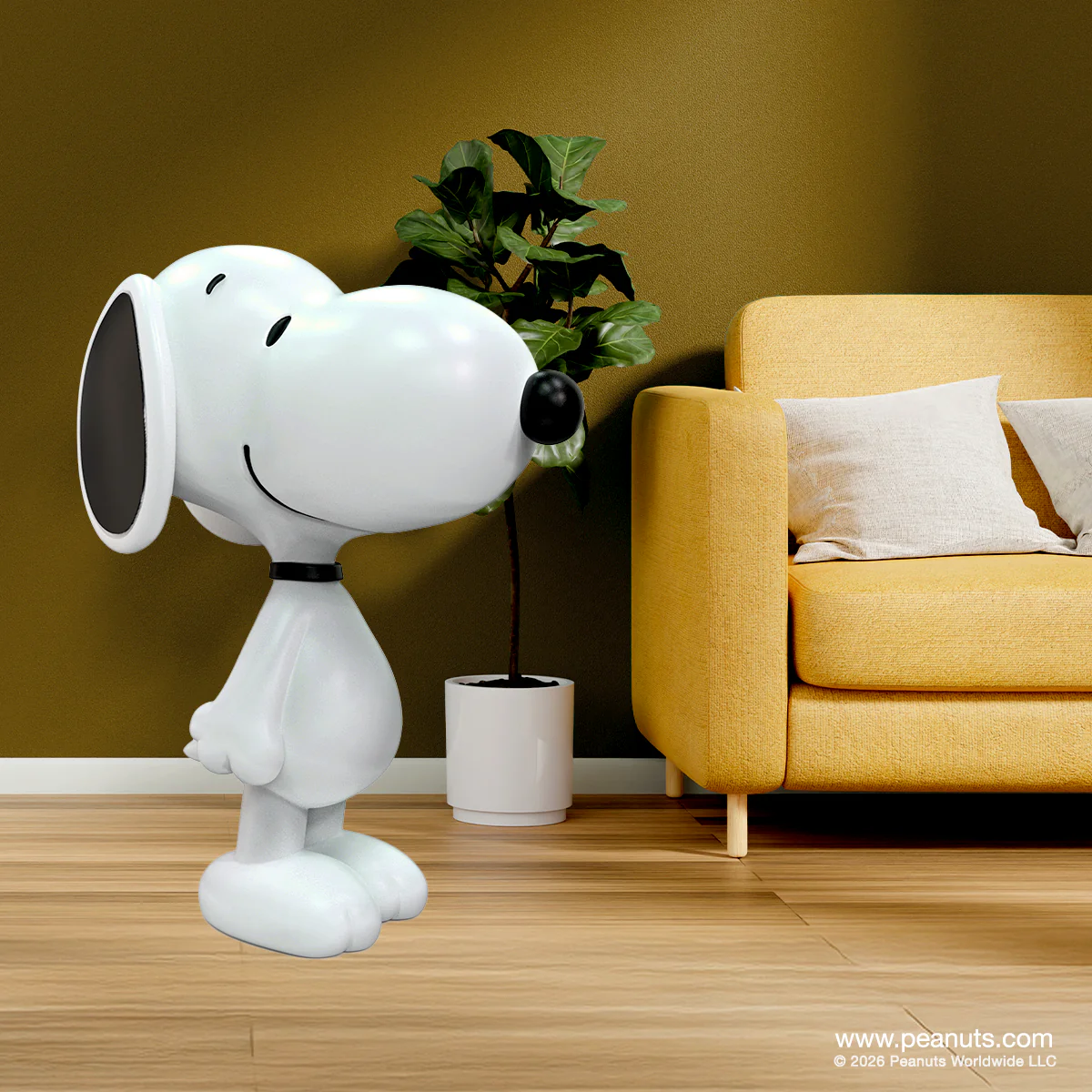 Peanuts Art Giant Snoopy Fiberglass Figure Gallery Image 3