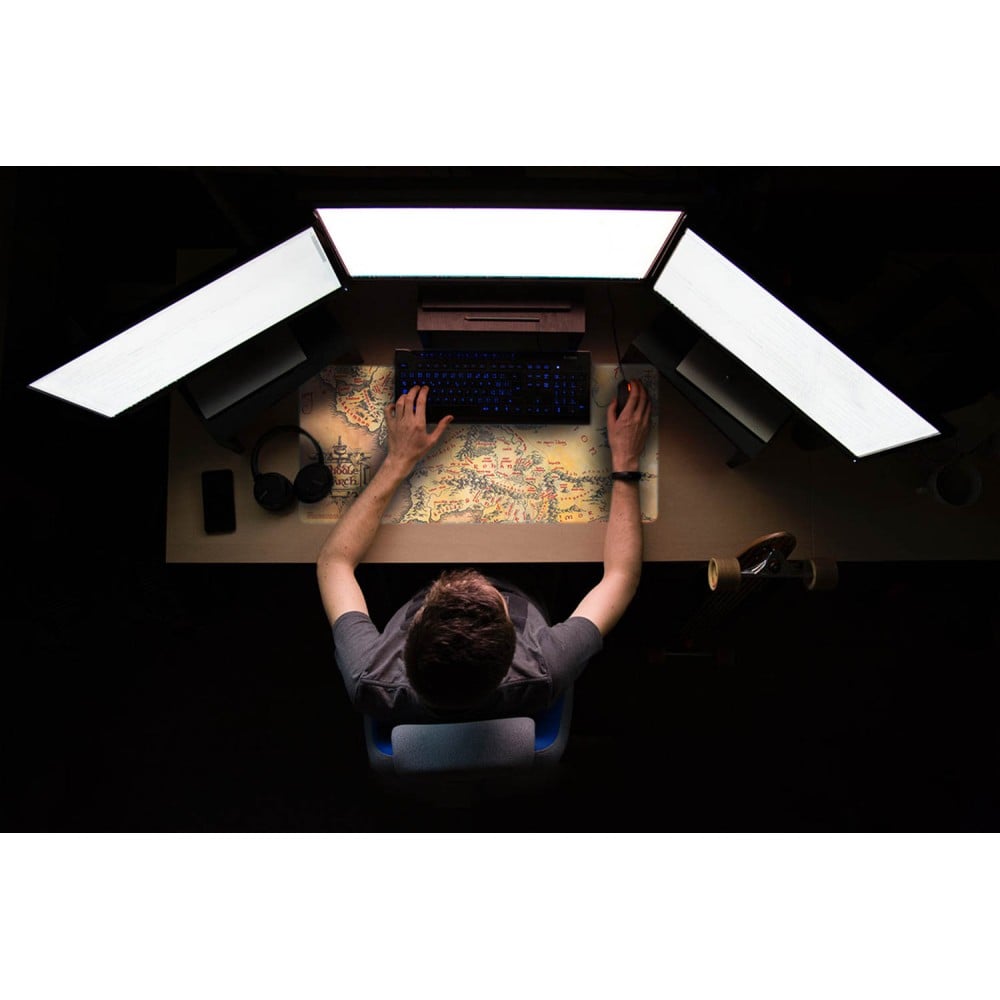 The Lord of the Rings Middle-earth XL Desk Mat Gallery Image 9