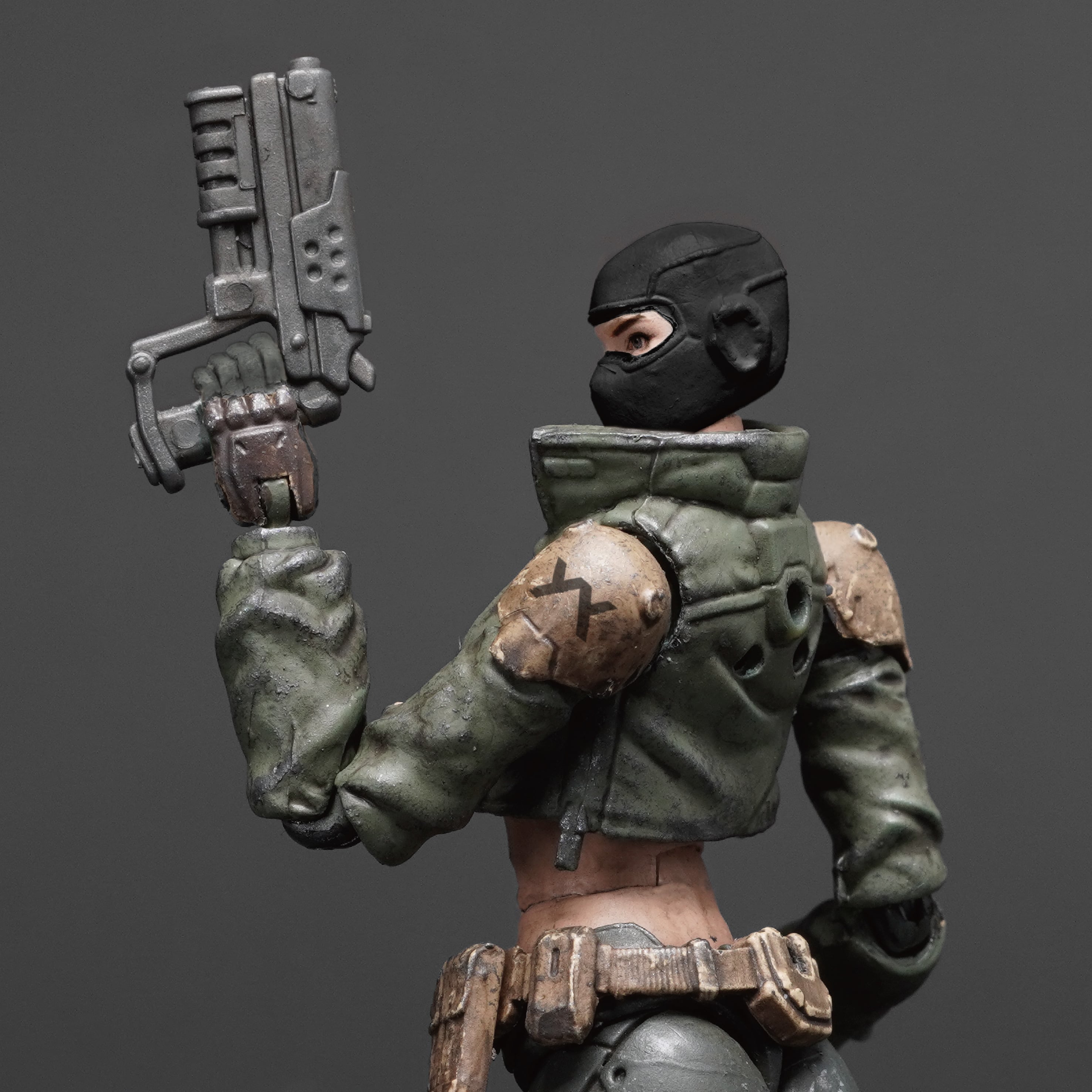 Acid Rain World FAV-A148 Eos Hussar 1/18 Scale Action Figure Gallery Image 5
