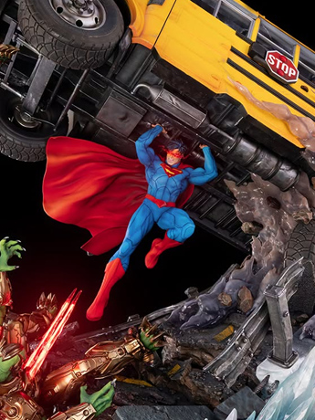 Image of DC Comics HQS Dioramax Superman 1/6 Scale Limited Edition Statue