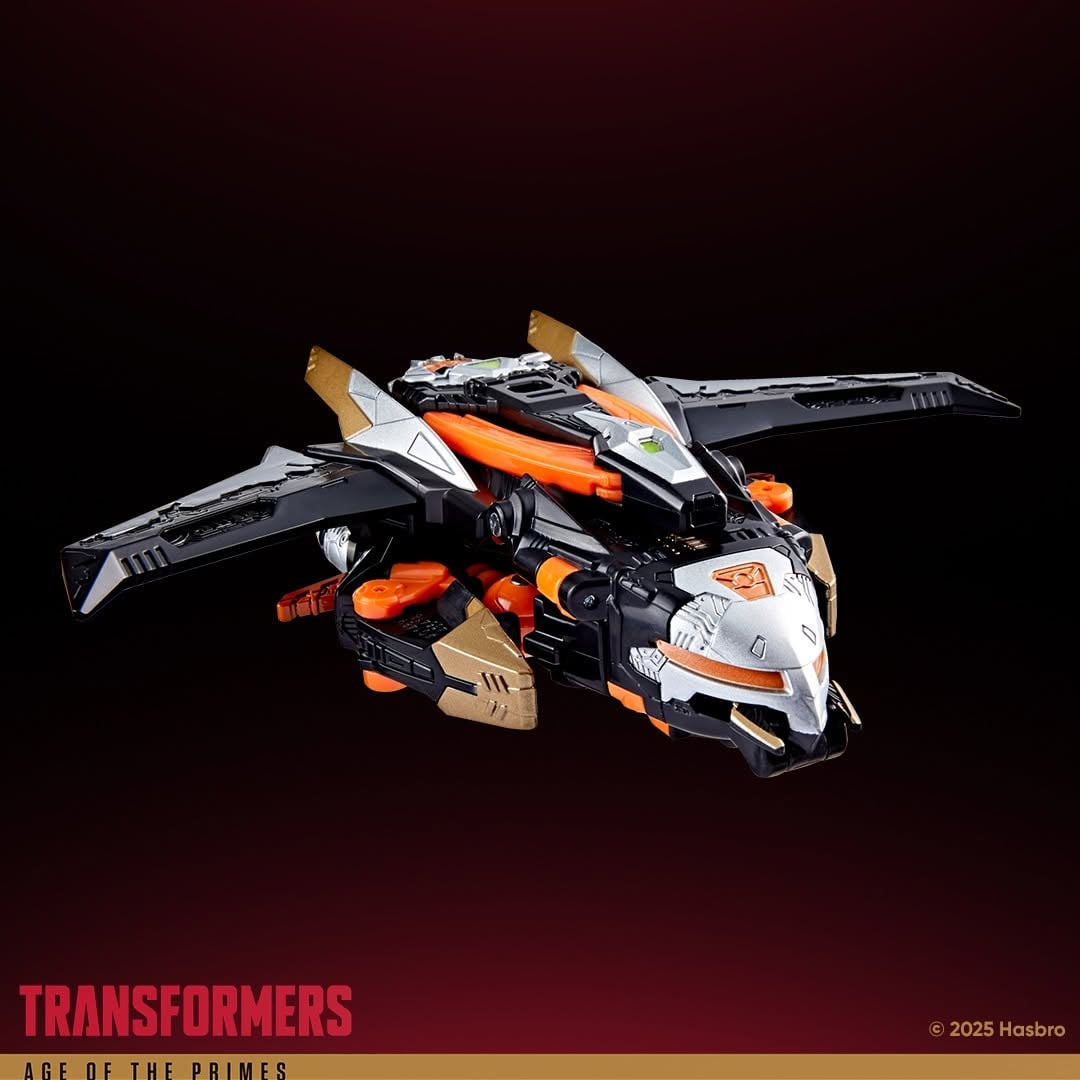 Transformers: Age of the Primes Deluxe Class Sideways Action Figure Gallery Image 4