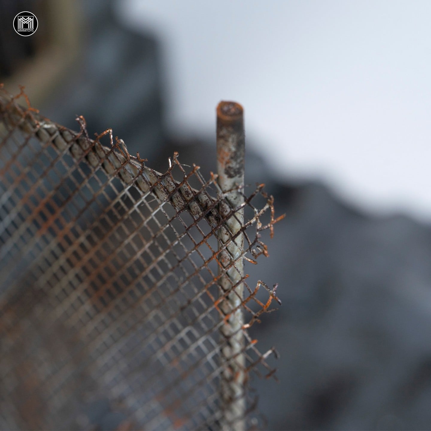 Ruined Wall Outpost 1/12 Scale Diorama Gallery Image 11
