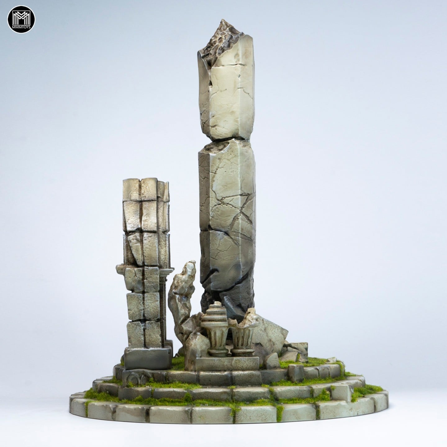 Ruined Pillar Ruins 1/12 Scale Diorama Gallery Image 3