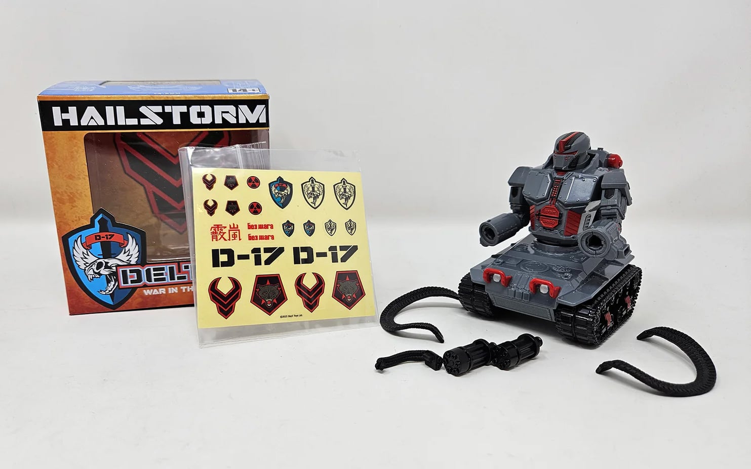 Delta-17: War in the Shadows Hailstorm Unit V-2.01 (Dark Shadows Gray) JoeFest 2025 Exclusive Gallery Image 10