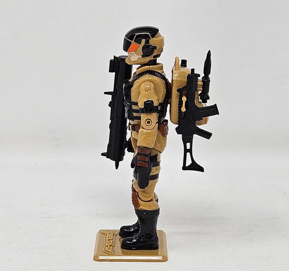 Delta-17: War in the Shadows Retrograd Desert Delta Squad Infantry Trooper & Desert Thunder Battalion JoeFest 2025 Exclusive Action Figure Two-Pack Gallery Image 5