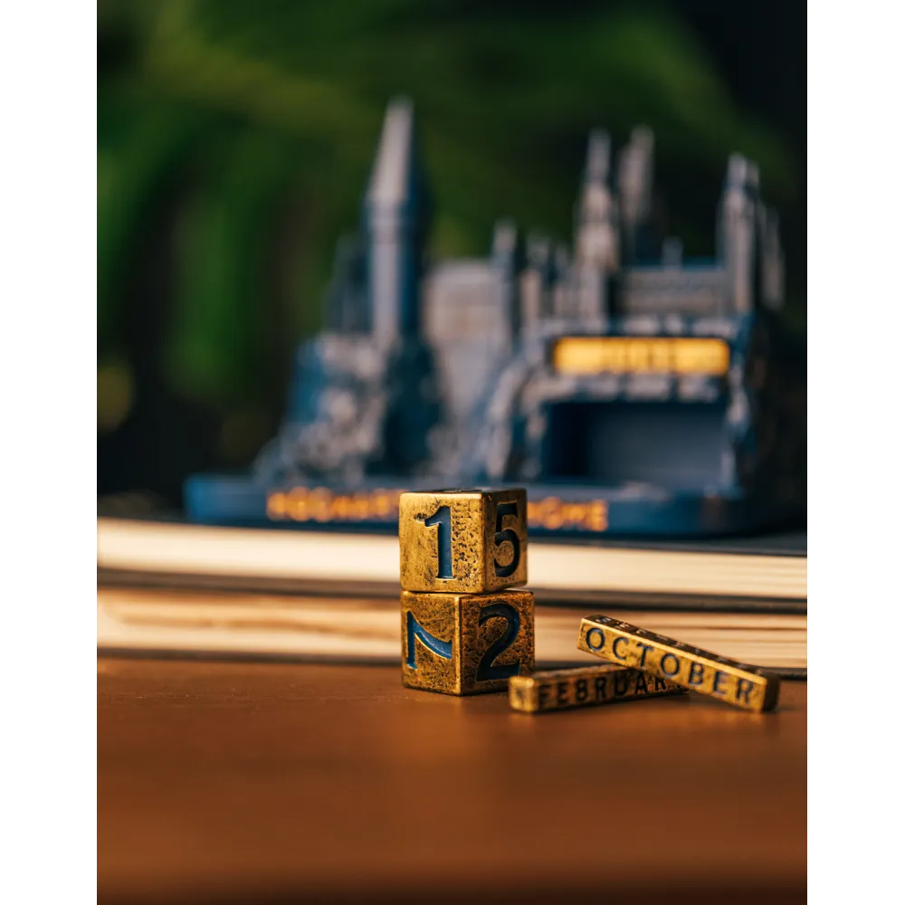 Harry Potter Hogwarts 3D Perpetual Calendar Gallery Image 8
