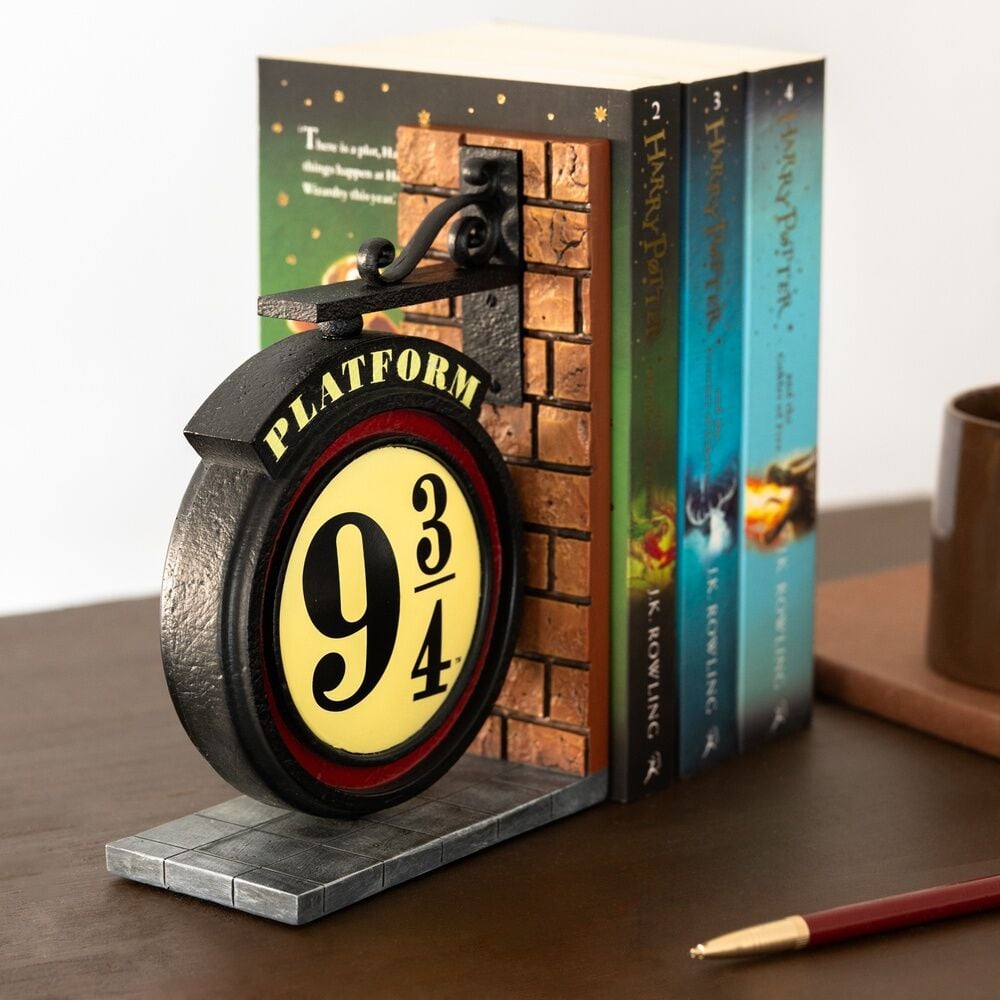 Harry Potter Platform 9 3/4 Bookend Gallery Image 7