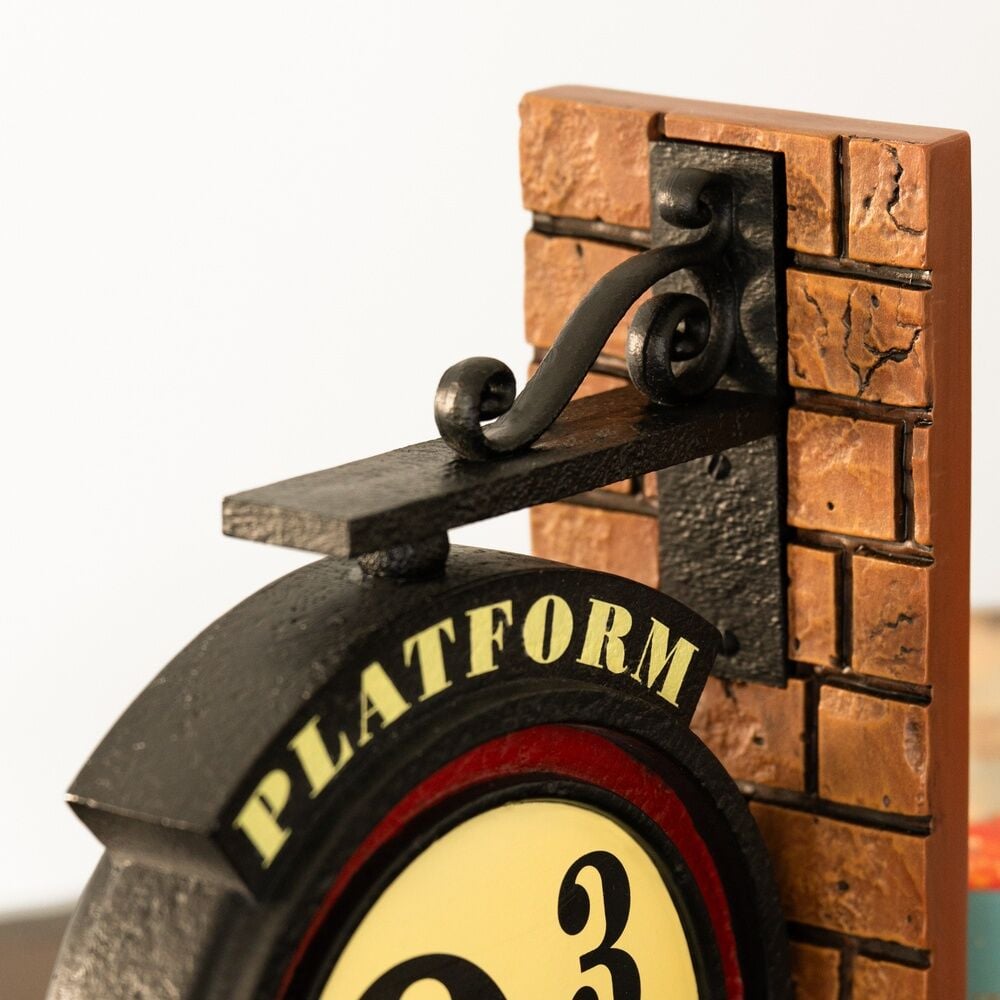 Harry Potter Platform 9 3/4 Bookend Gallery Image 10