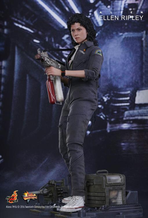 Alien MMS366 Ellen Ripley 1/6th Scale Collectible Figure Gallery Image 12