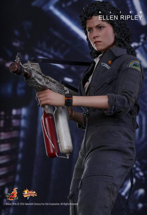 Alien MMS366 Ellen Ripley 1/6th Scale Collectible Figure Gallery Image 4