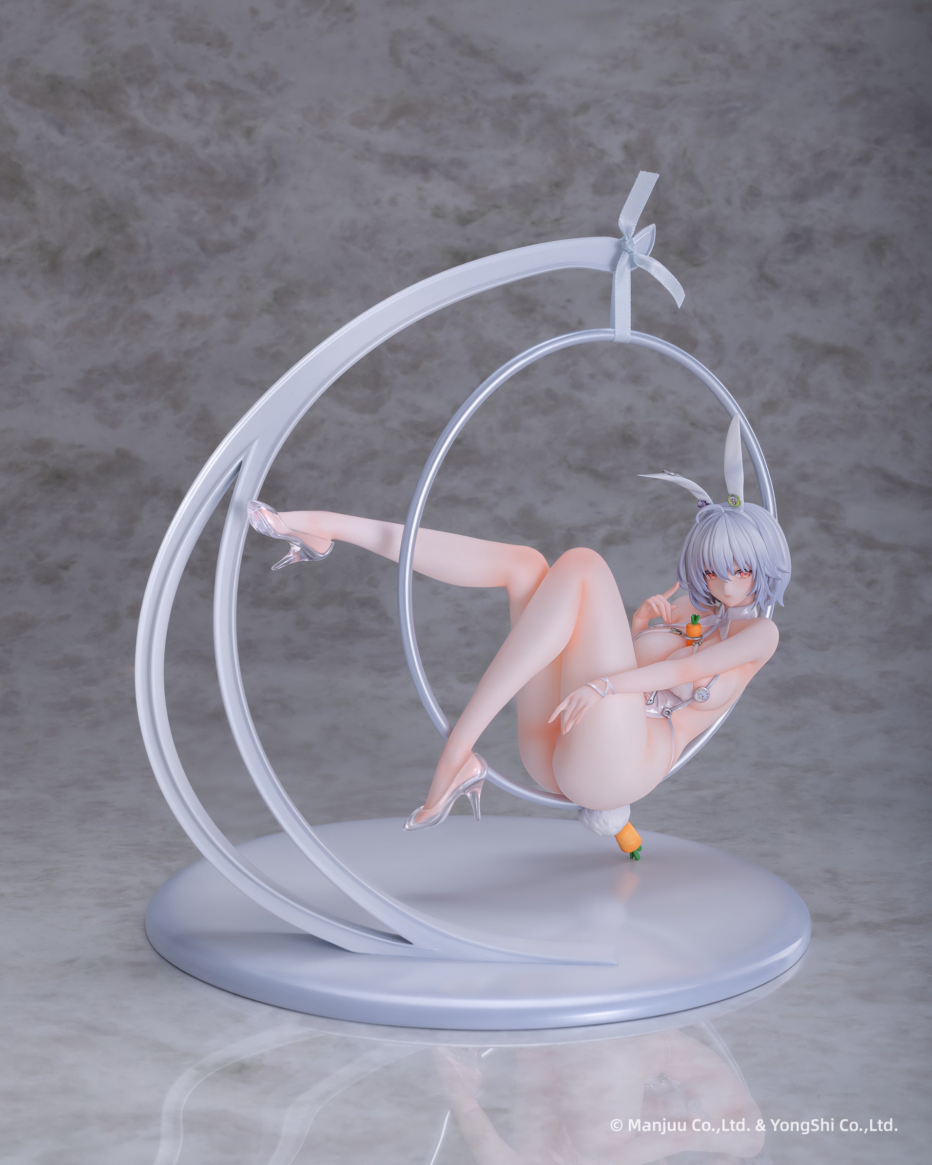 Azur Lane Sirius (Rabbit of Paradise Ver.) 1/6 Scale Figure Gallery Image 3