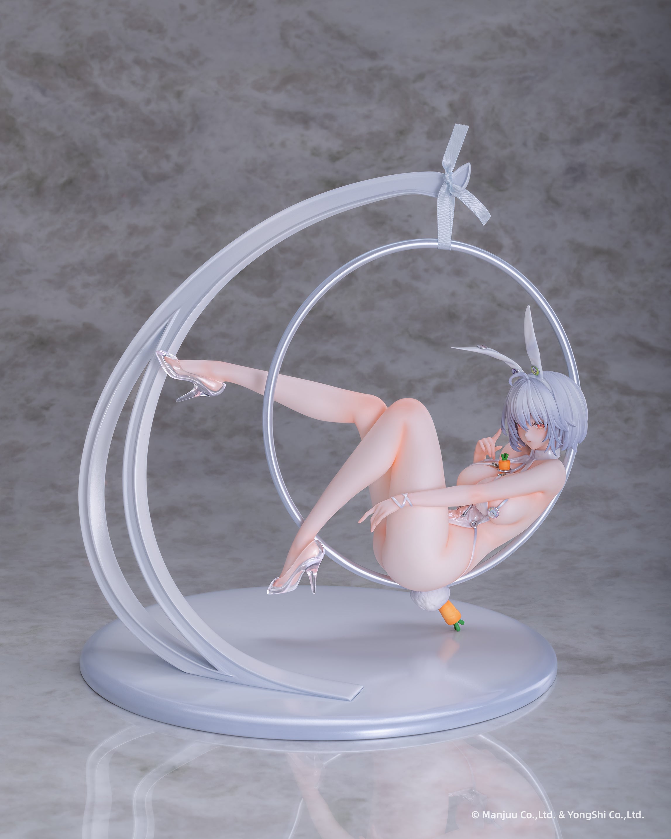 Azur Lane Sirius (Rabbit of Paradise Ver.) 1/6 Scale Figure Gallery Image 4
