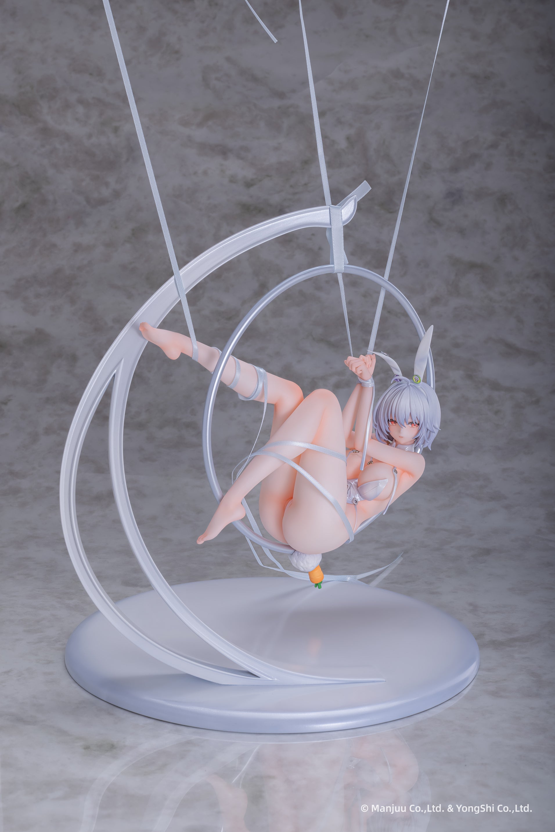 Azur Lane Sirius (Rabbit of Paradise Ver. Special Edition) 1/6 Scale Figure Gallery Image 4