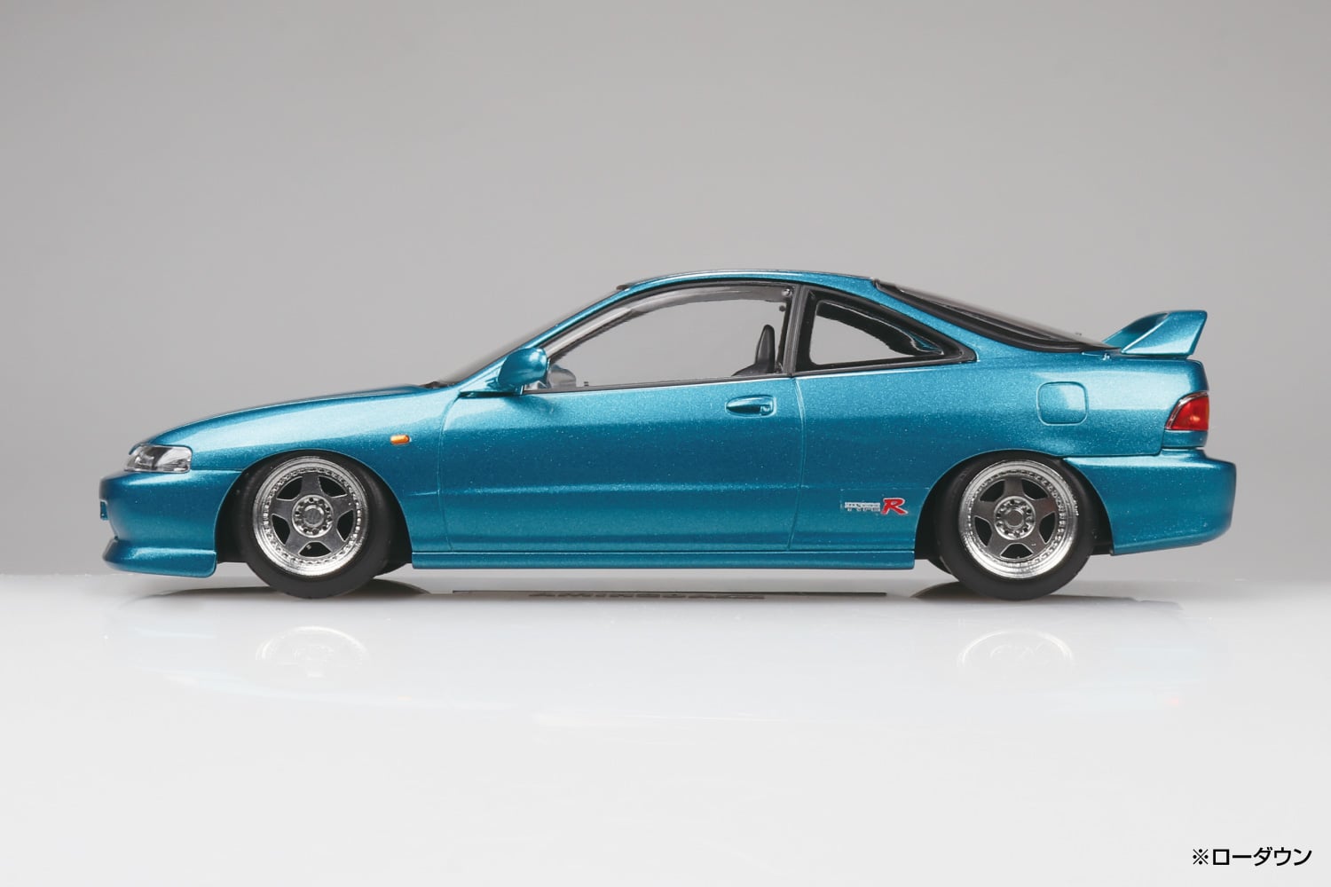 Aoshima Snap Kit No.22CU-MG Honda DC2 Integra Type R Custom Wheel