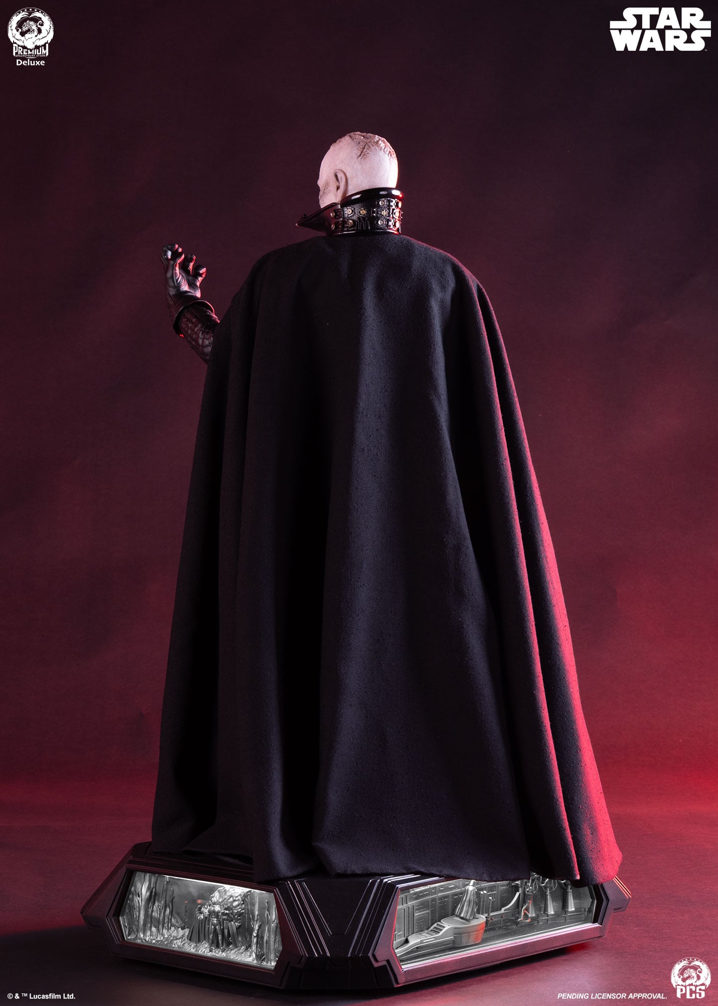 Star Wars Darth Vader (Hyperreal Ver.) 1/3 Scale Statue Gallery Image 4