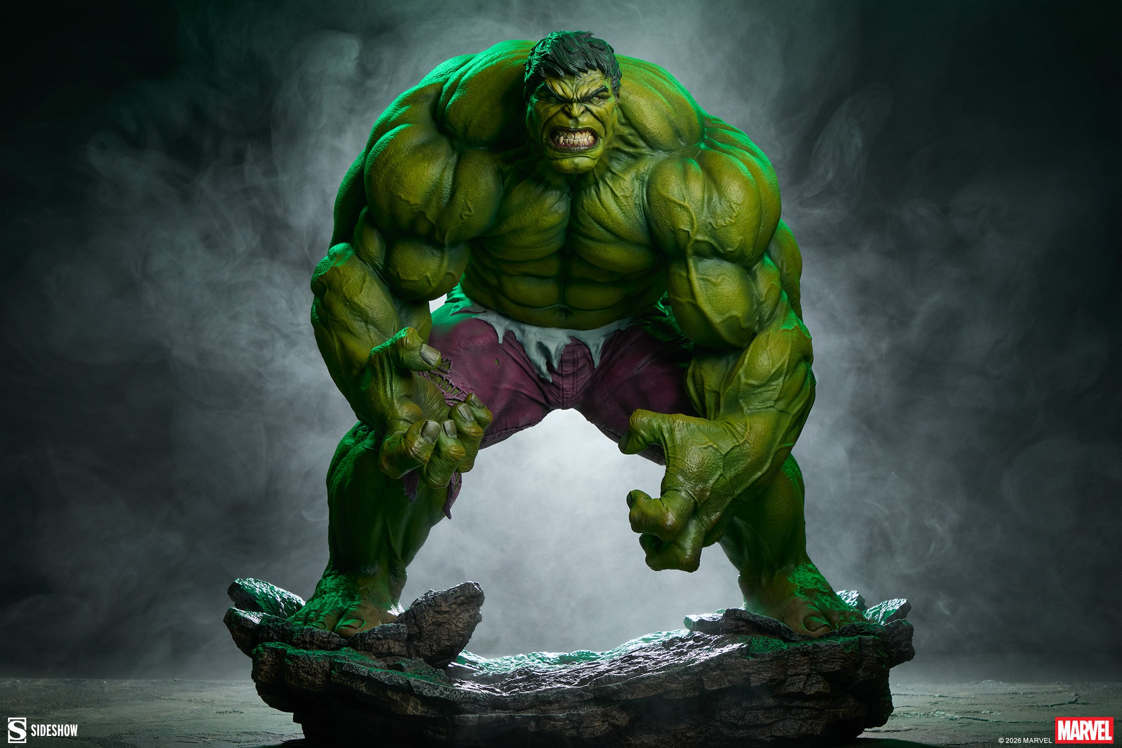 Marvel Premium Format Hulk Statue Gallery Image 6