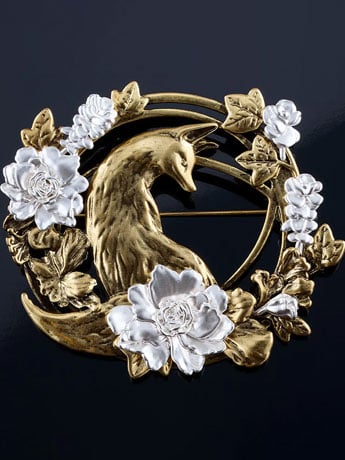 Image of Silent Hill f Brooch Replica