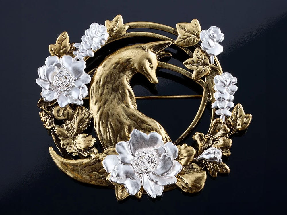 Silent Hill f Brooch Replica Gallery Image 1