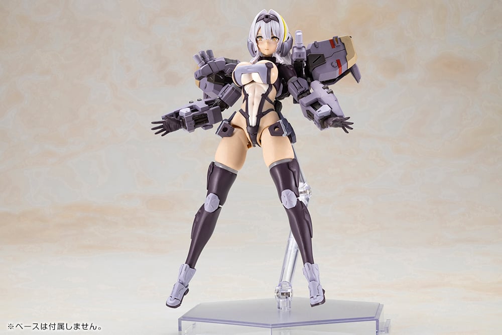 Front Mission Zenith Girl (Gray Ver.) Model Kit Gallery Image 9