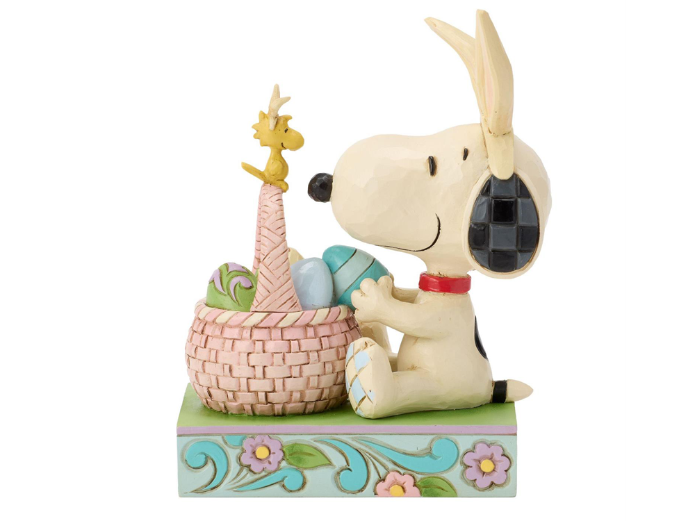 Peanuts Snoopy with Basket of Easter Eggs Figurine (Jim Shore) Gallery Image 1