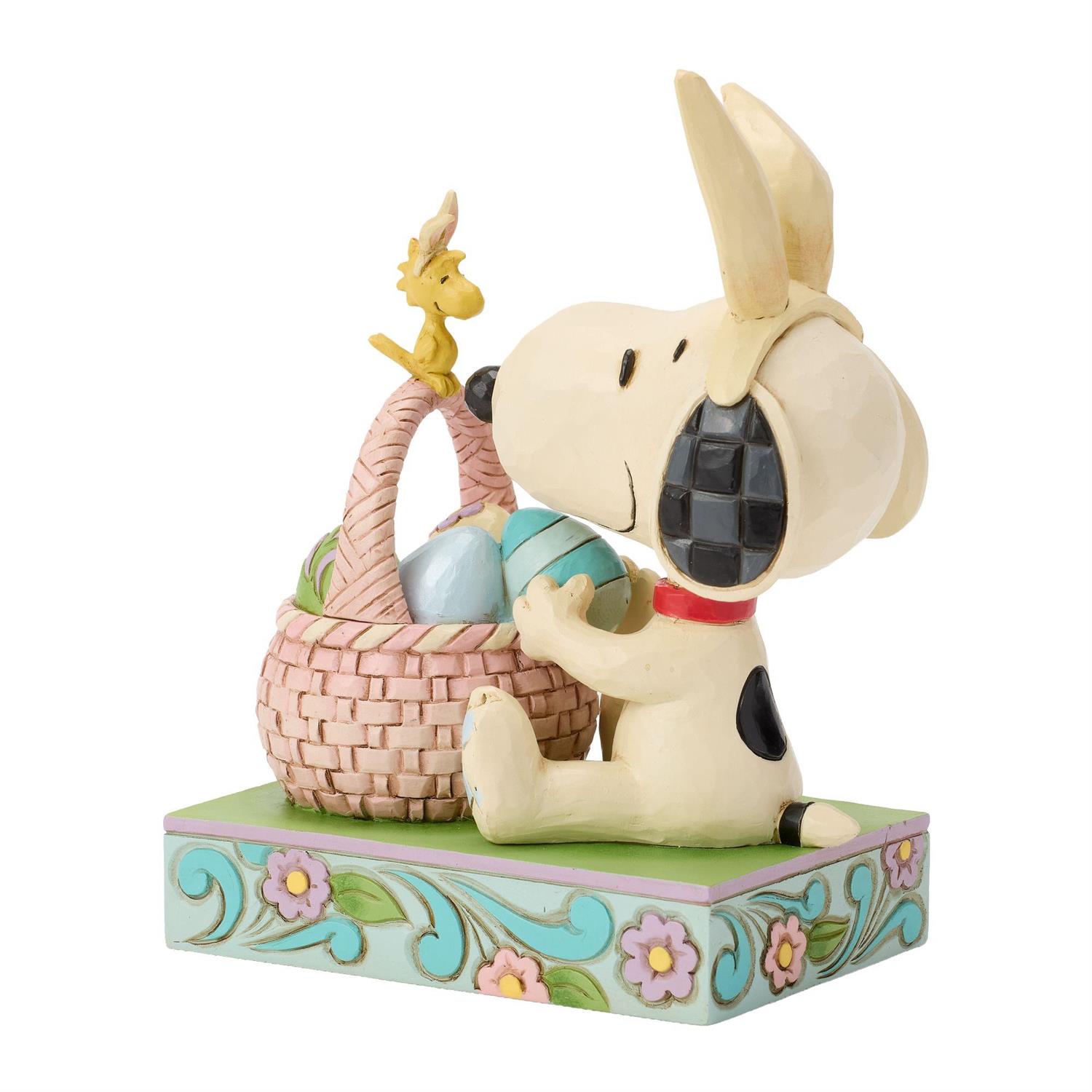 Peanuts Snoopy with Basket of Easter Eggs Figurine (Jim Shore) Gallery Image 6