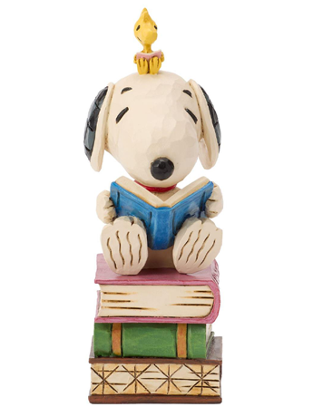 Peanuts Snoopy Reading on Stacked Books Figurine (Jim Shore) Gallery Image 2