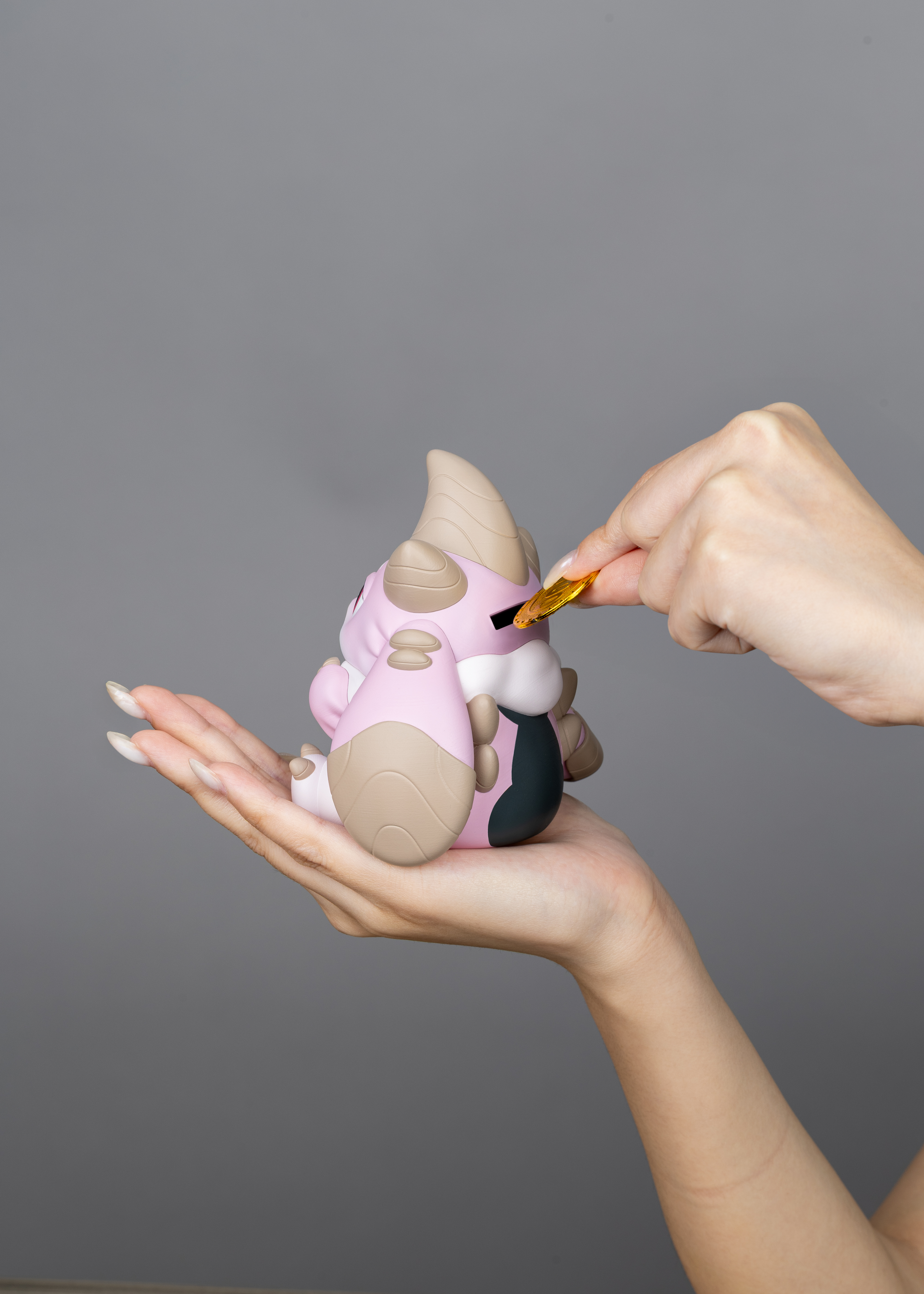 Ultraman Teo VPBP-046 Pucchi Palm-Sized Vinyl Piggy Bank