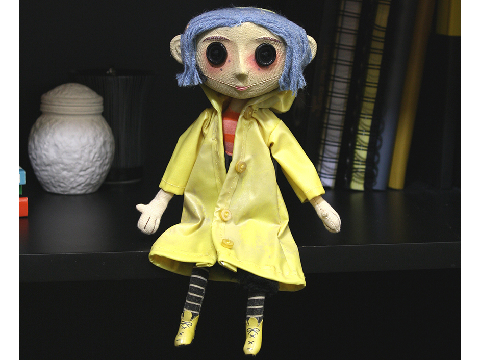 Coraline Prop Replica 10" Doll Gallery Image 4