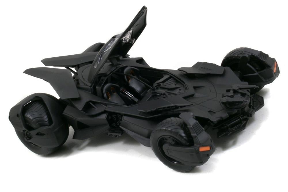 Batman v Superman Metals Die Cast Batmobile Model Kit Gallery Image 4