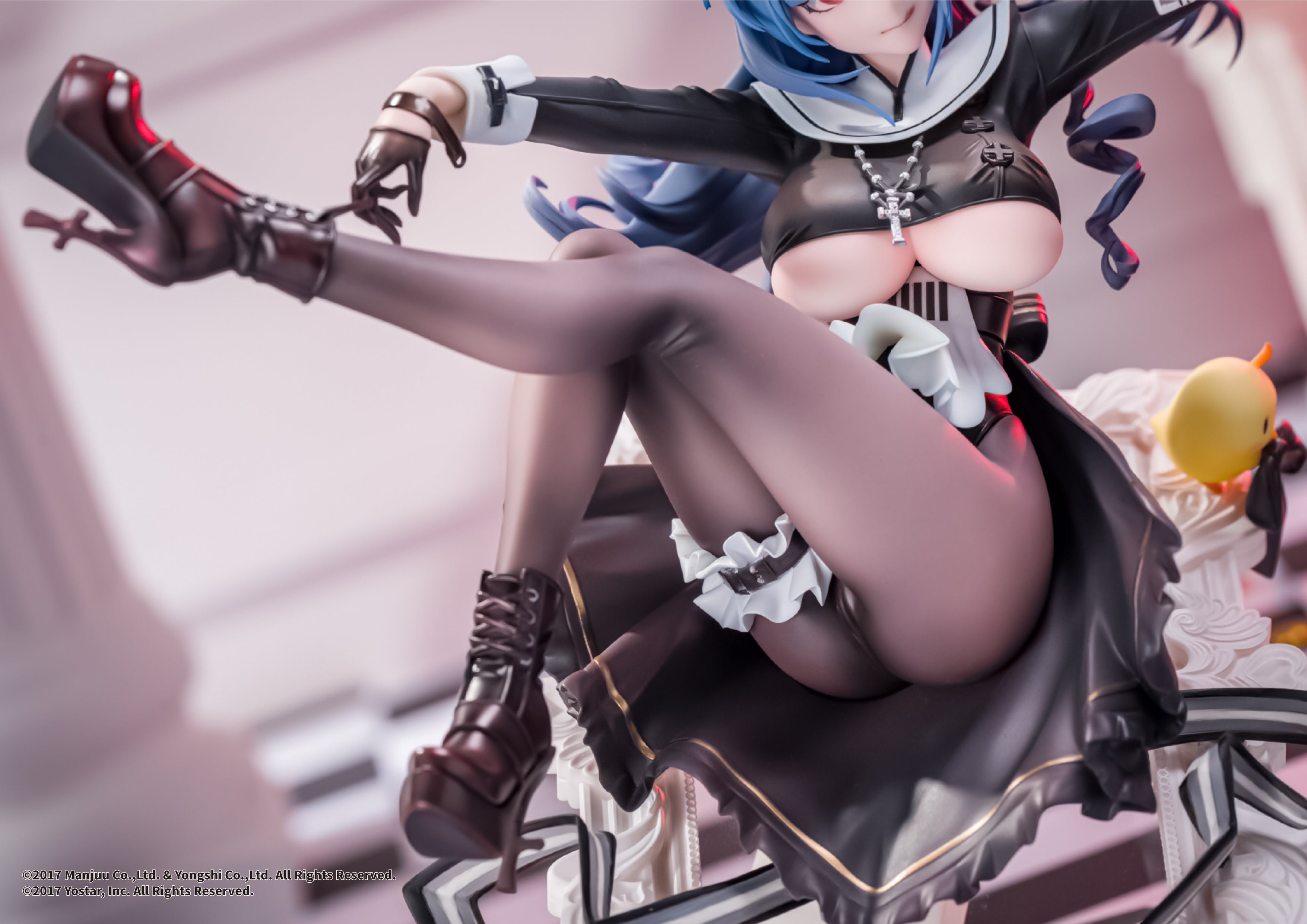 Azur Lane Marco Polo (The Queen of Hearts Ver.) 1/7 Scale Figure Gallery Image 5