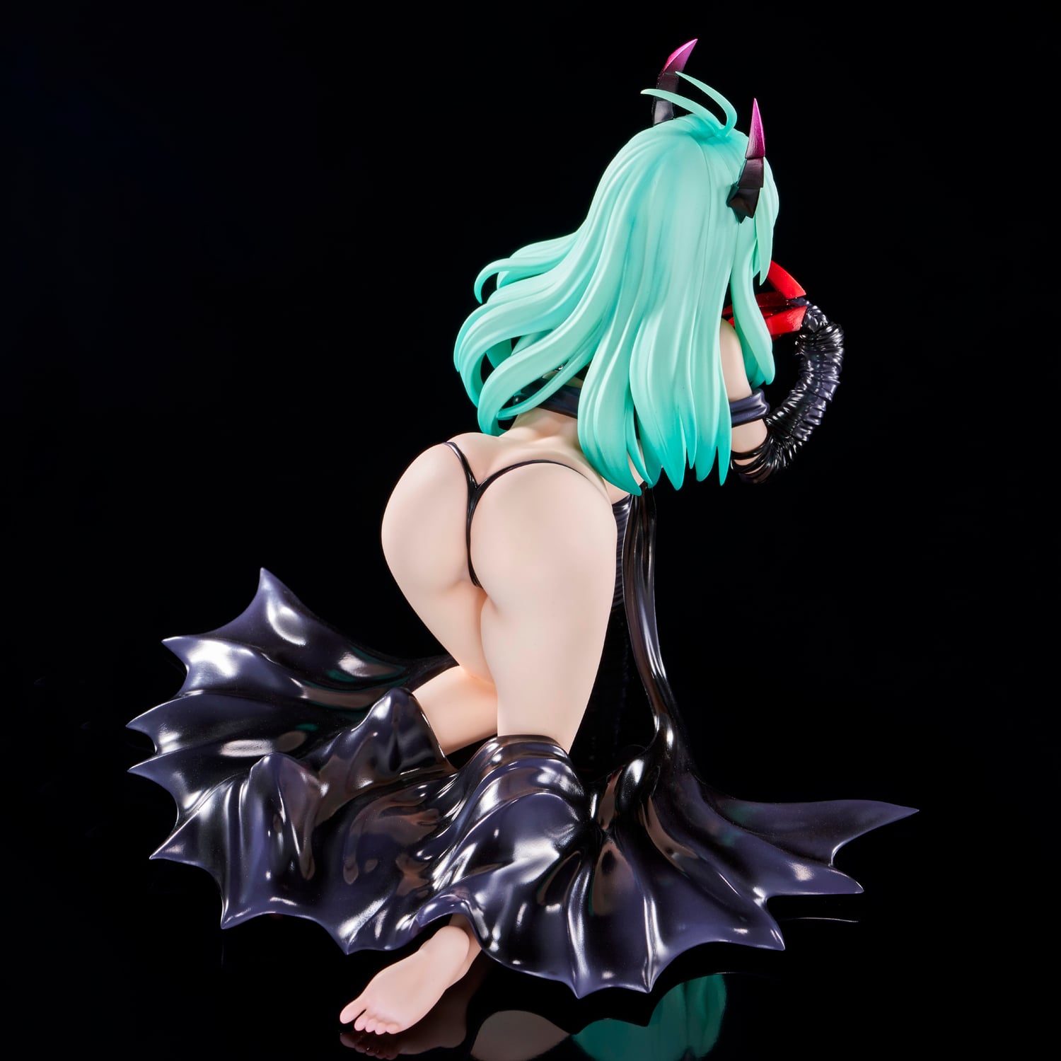 To Love-Ru Darkness Run Elsie Jewelria (Renewal Package Darkness Ver.) 1/6 Scale Figure Gallery Image 6